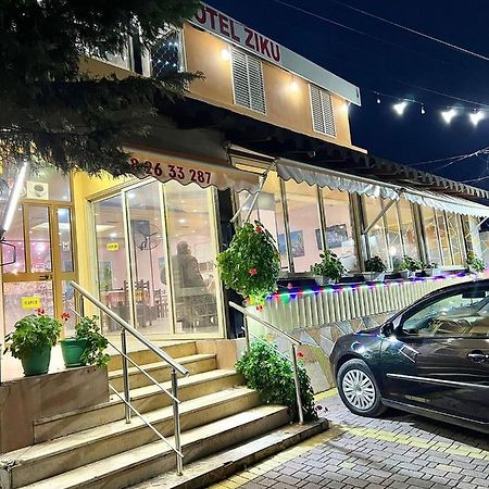 Hotel Ziku Durres Bagian luar foto